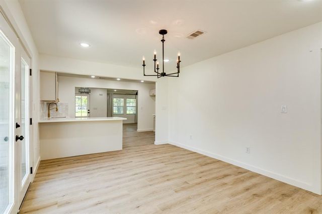 501 Elm Street, Lake Jackson, TX 77566