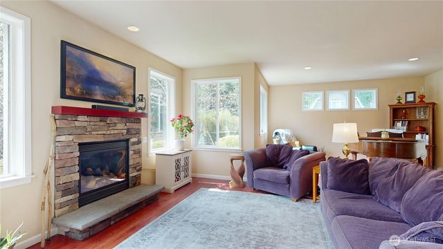 14691 NW Arabian Way, Seabeck, WA 98380