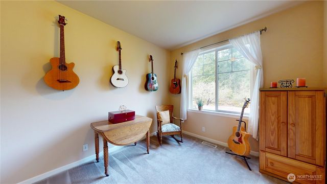 14691 NW Arabian Way, Seabeck, WA 98380