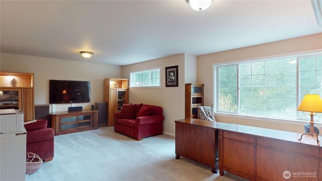 14691 NW Arabian Way, Seabeck, WA 98380