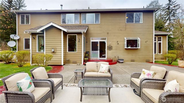 14691 NW Arabian Way, Seabeck, WA 98380