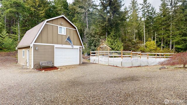 14691 NW Arabian Way, Seabeck, WA 98380
