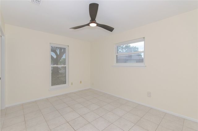 914 Twite Cir, Corpus Christi, TX 78418