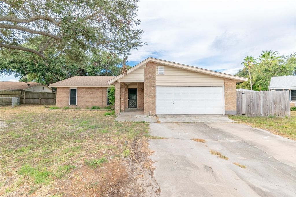 914 Twite Cir, Corpus Christi, TX 78418