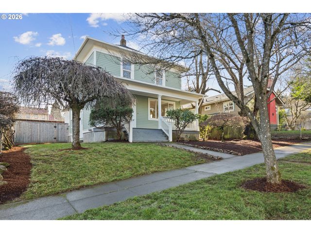 7614 Se TAYLOR St, Portland, OR 97215