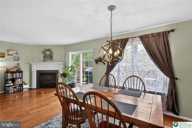 204 HAMPSHIRE DR, Sellersville, PA 18960