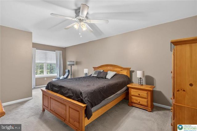 204 HAMPSHIRE DR, Sellersville, PA 18960