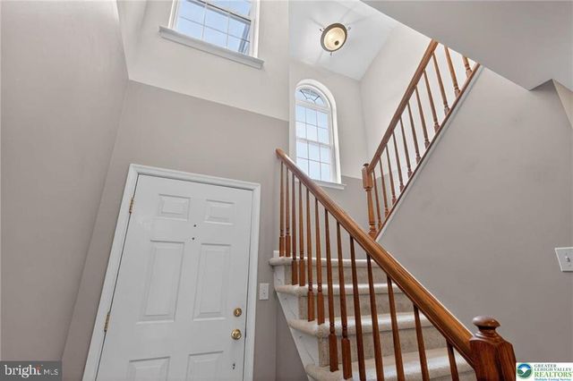 204 HAMPSHIRE DR, Sellersville, PA 18960