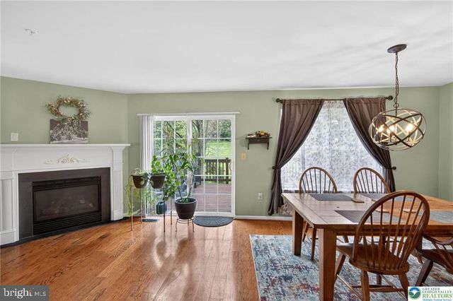 204 HAMPSHIRE DR, Sellersville, PA 18960
