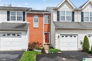 204 HAMPSHIRE DR, Sellersville, PA 18960