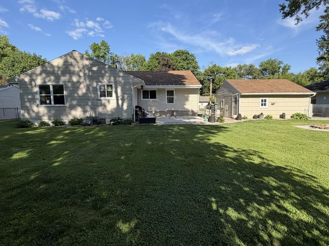 3456 Acacia Boulevard, Jackson, MI 49203