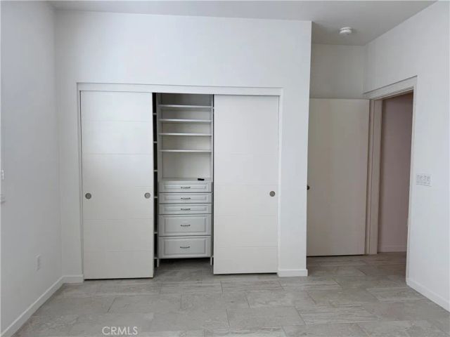 2924 Rowena Avenue 8, Los Angeles, CA 90039
