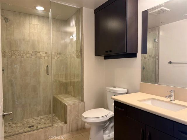 2924 Rowena Avenue 8, Los Angeles, CA 90039