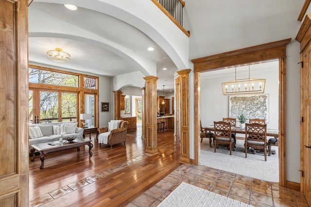 19043 Vogel Farm Trail, Eden Prairie, MN 55347