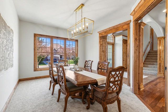 19043 Vogel Farm Trail, Eden Prairie, MN 55347