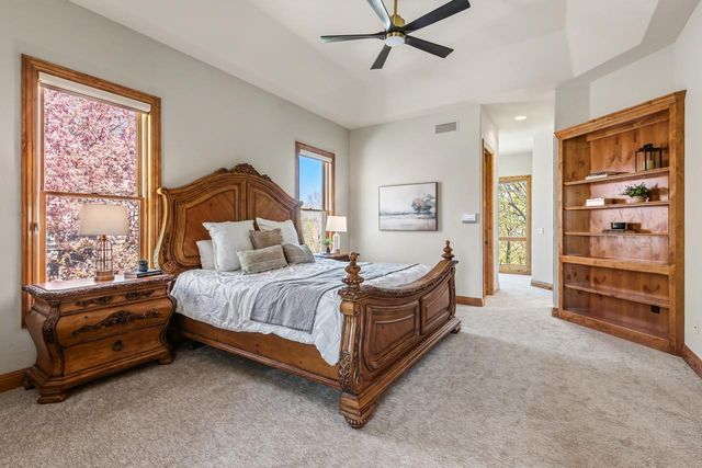 19043 Vogel Farm Trail, Eden Prairie, MN 55347