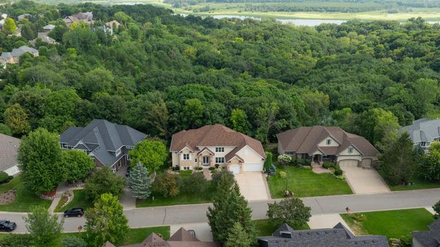 19043 Vogel Farm Trail, Eden Prairie, MN 55347