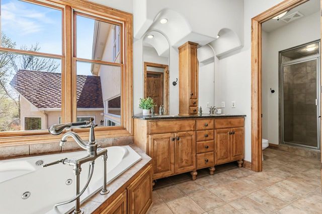 19043 Vogel Farm Trail, Eden Prairie, MN 55347