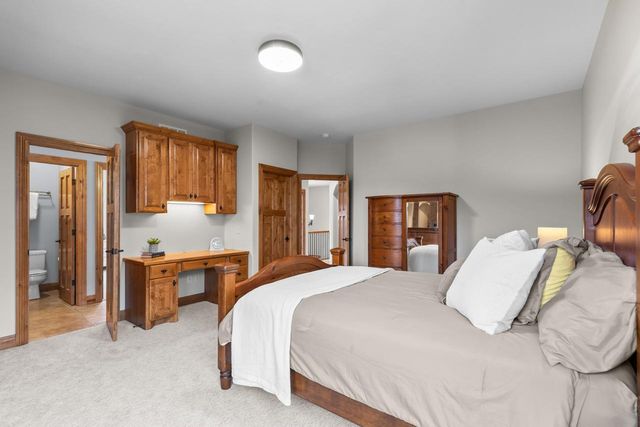 19043 Vogel Farm Trail, Eden Prairie, MN 55347