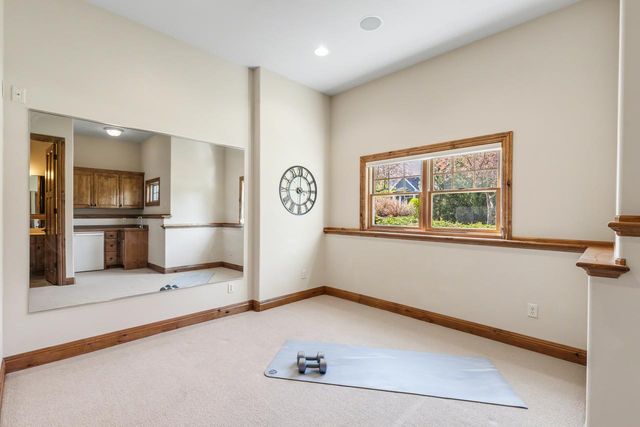 19043 Vogel Farm Trail, Eden Prairie, MN 55347
