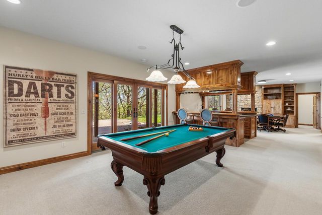 19043 Vogel Farm Trail, Eden Prairie, MN 55347