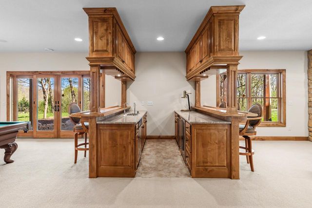 19043 Vogel Farm Trail, Eden Prairie, MN 55347
