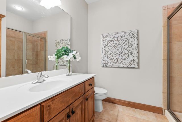 19043 Vogel Farm Trail, Eden Prairie, MN 55347