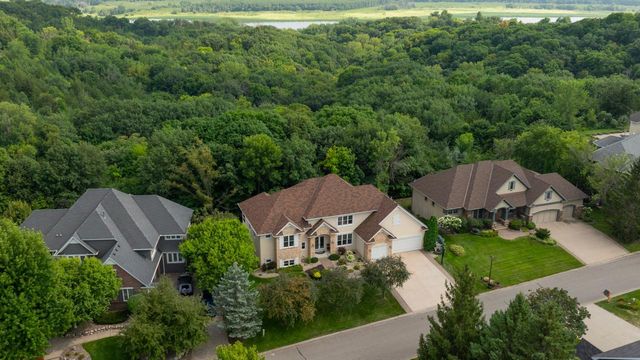 19043 Vogel Farm Trail, Eden Prairie, MN 55347