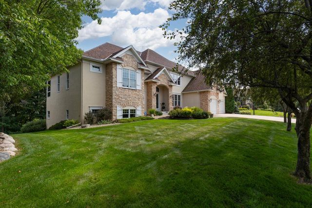 19043 Vogel Farm Trail, Eden Prairie, MN 55347
