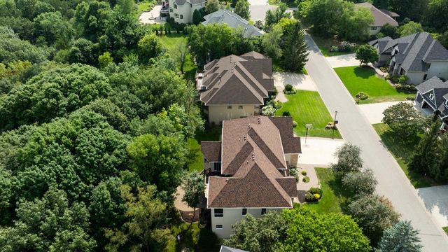 19043 Vogel Farm Trail, Eden Prairie, MN 55347