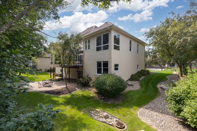 19043 Vogel Farm Trail, Eden Prairie, MN 55347