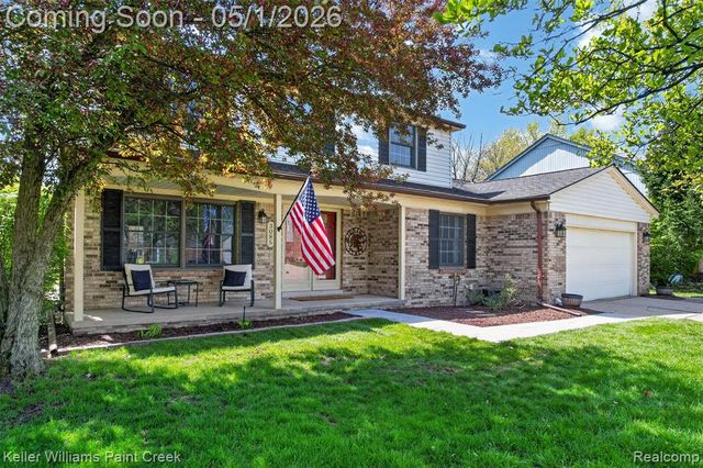 3085 Baypoint Drive, Rochester Hills, MI 48309