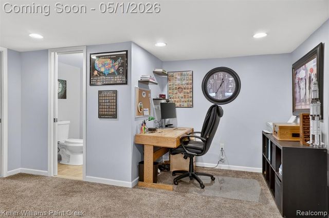 3085 Baypoint Drive, Rochester Hills, MI 48309
