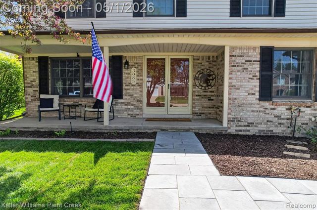 3085 Baypoint Drive, Rochester Hills, MI 48309