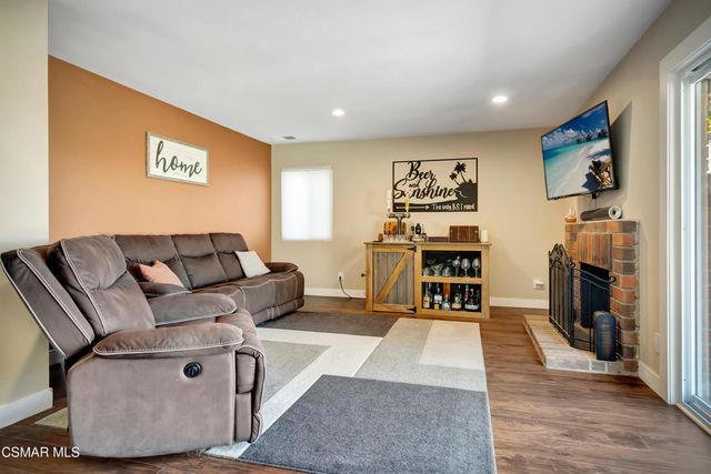 1379 Nonchalant Drive, Simi Valley, CA 93065