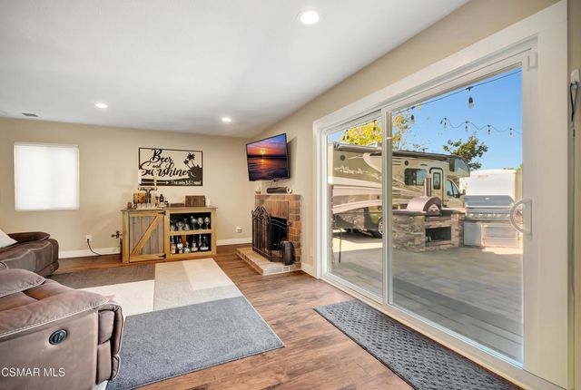 1379 Nonchalant Drive, Simi Valley, CA 93065