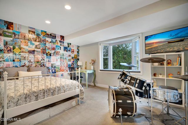 1379 Nonchalant Drive, Simi Valley, CA 93065