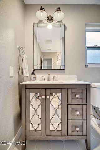 1379 Nonchalant Drive, Simi Valley, CA 93065