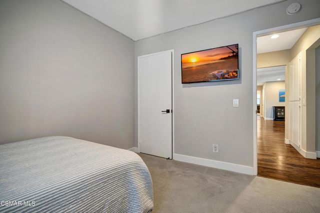 1379 Nonchalant Drive, Simi Valley, CA 93065