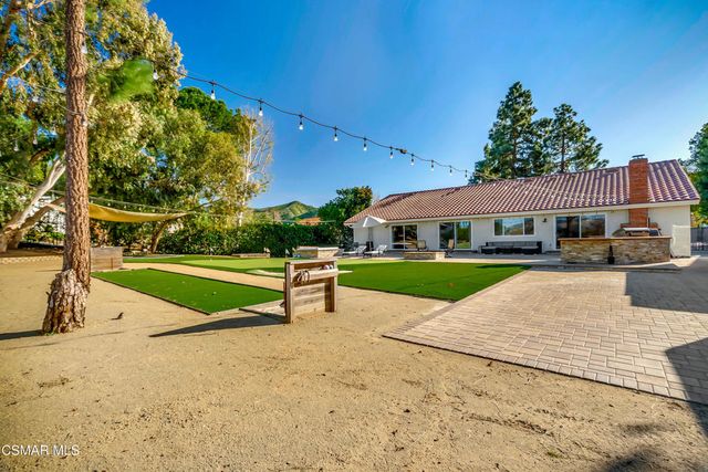 1379 Nonchalant Drive, Simi Valley, CA 93065