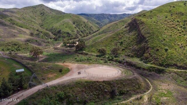 1379 Nonchalant Drive, Simi Valley, CA 93065