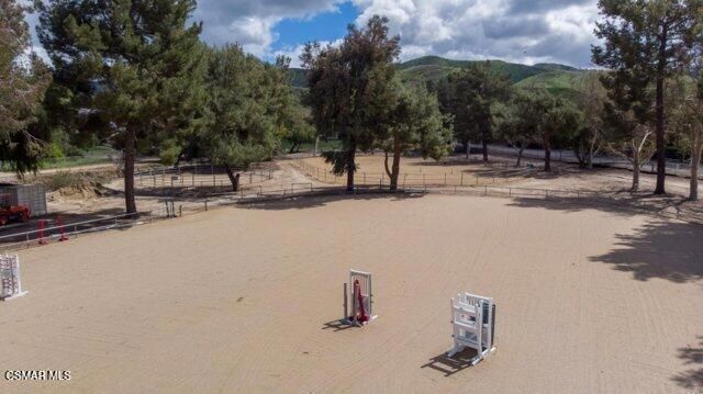 1379 Nonchalant Drive, Simi Valley, CA 93065