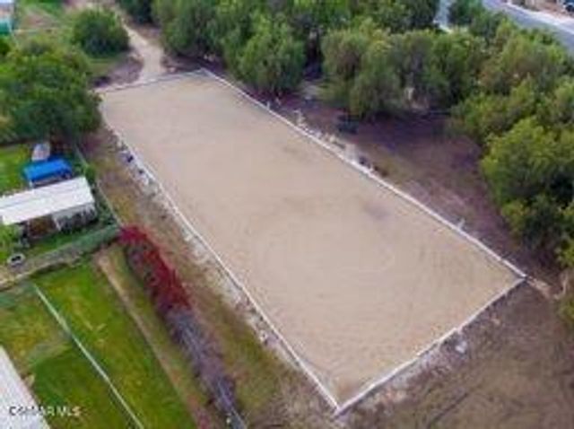 1379 Nonchalant Drive, Simi Valley, CA 93065