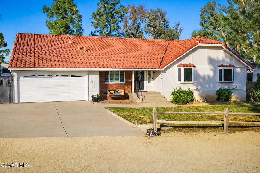 1379 Nonchalant Drive, Simi Valley, CA 93065