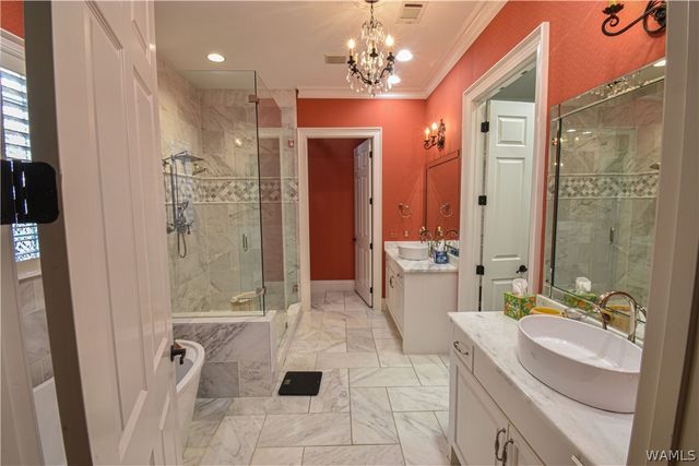 2480 McLean, Tuscaloosa, AL 35406