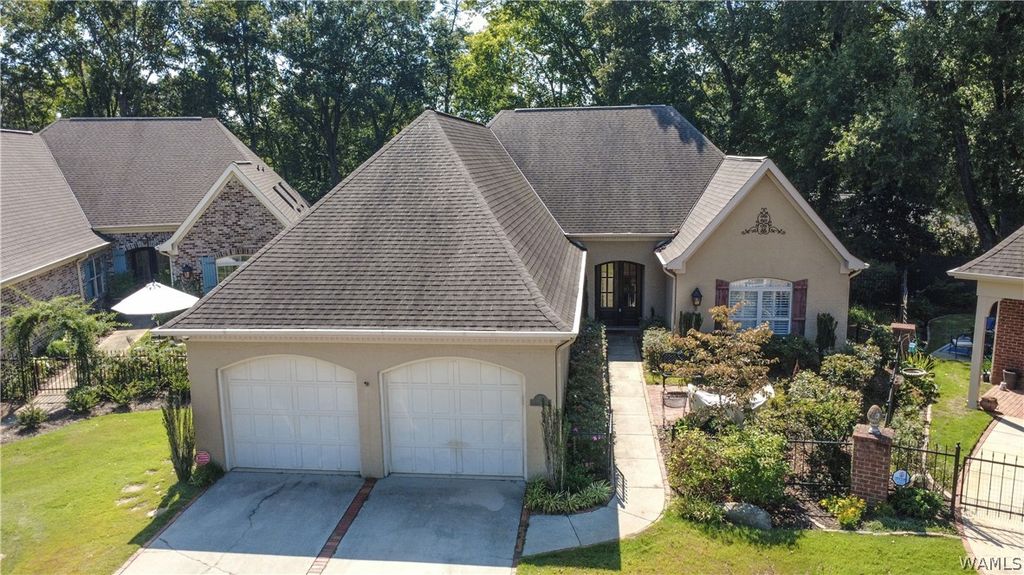 2480 McLean, Tuscaloosa, AL 35406
