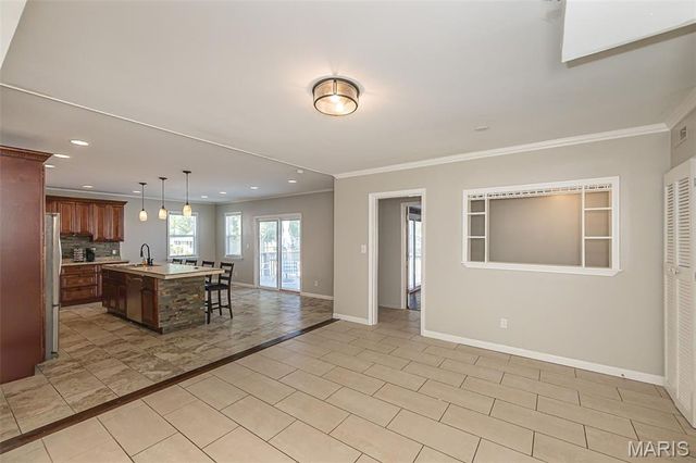 1500 E 6th Street, Washington, MO 63090