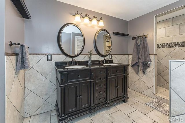 1500 E 6th Street, Washington, MO 63090