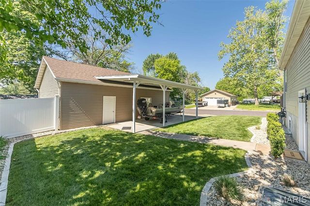 1500 E 6th Street, Washington, MO 63090