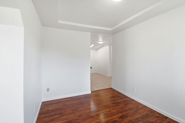 2122 E 25th St, Oakland, CA 94606